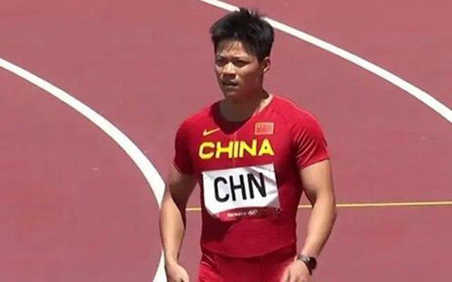 鞭刑bdsm